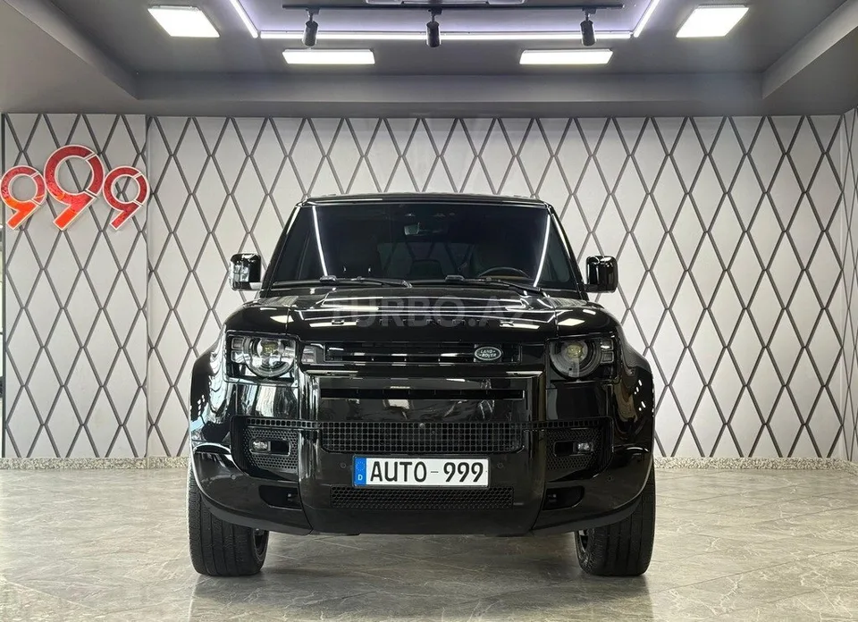 Land Rover Defender — foto 1/4