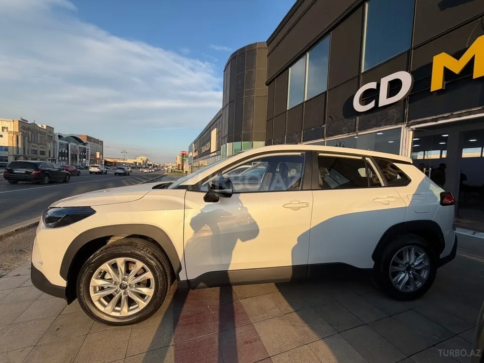 Toyota Corolla Cross — foto 2/4