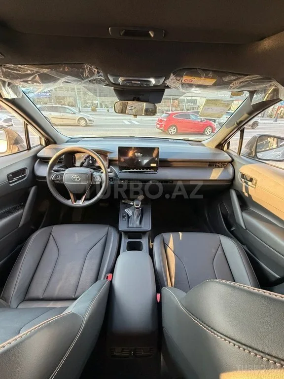 Toyota Corolla Cross — foto 3/4