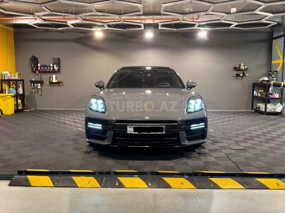 Porsche Panamera GTS — foto 2/4