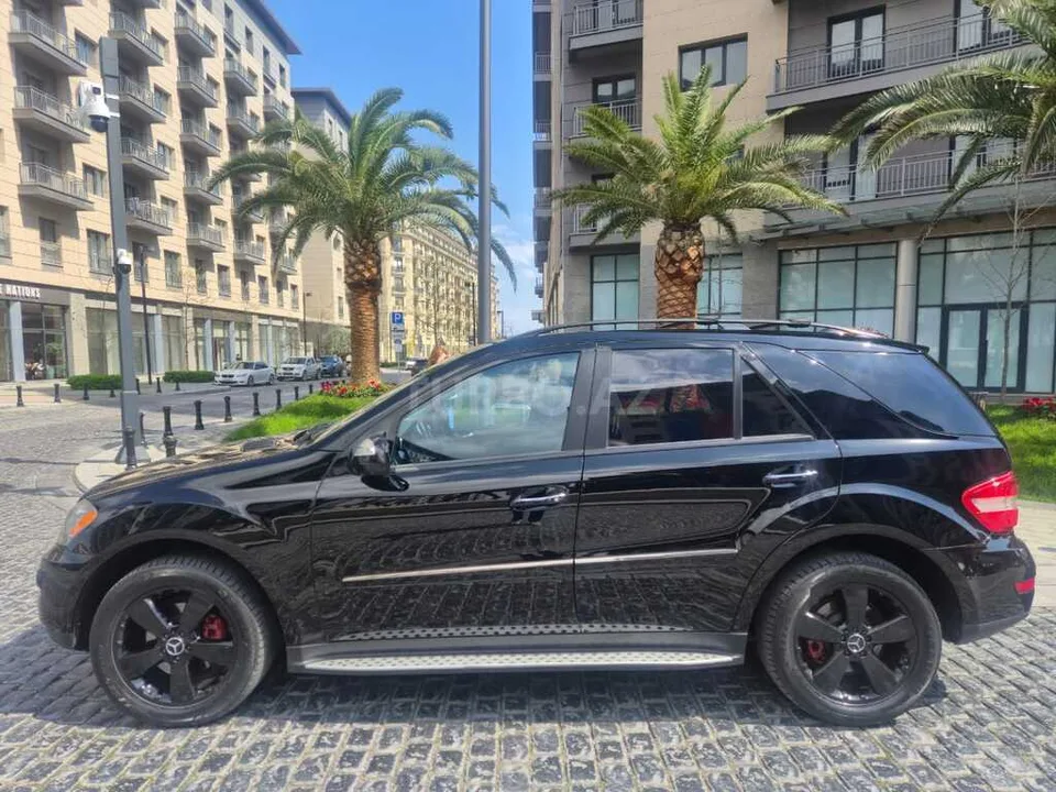 Mercedes ML 350 4MATIC — foto 4/4