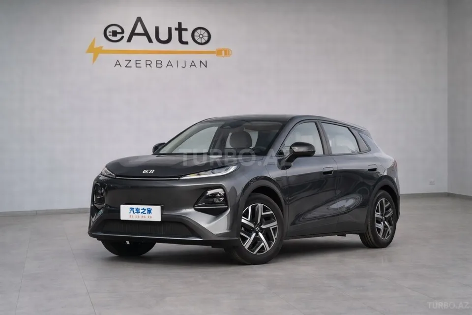 Changan Qiyuan Q05 — foto 2/4