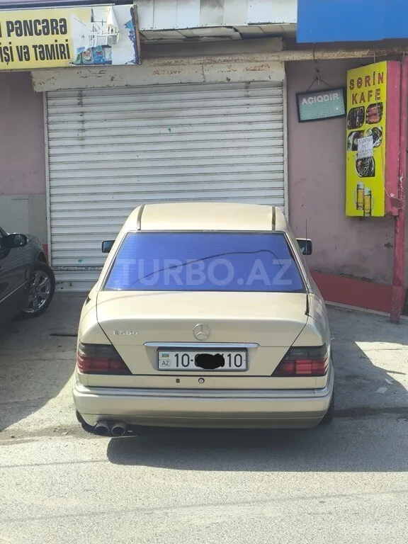 Mercedes E 280 — foto 2/4
