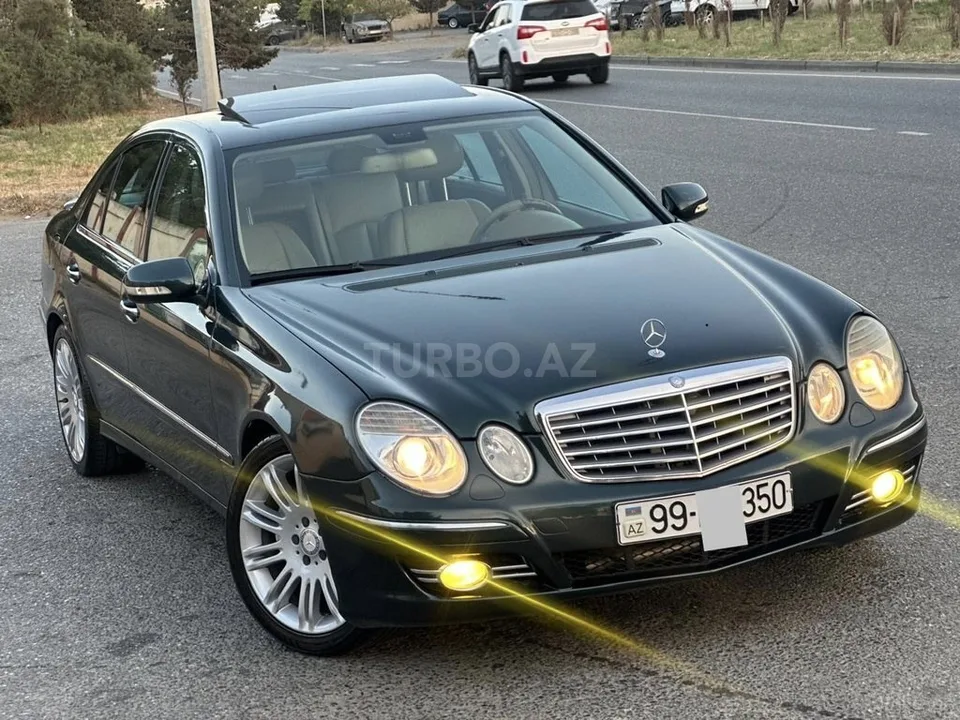Mercedes E 350 — foto 1/4