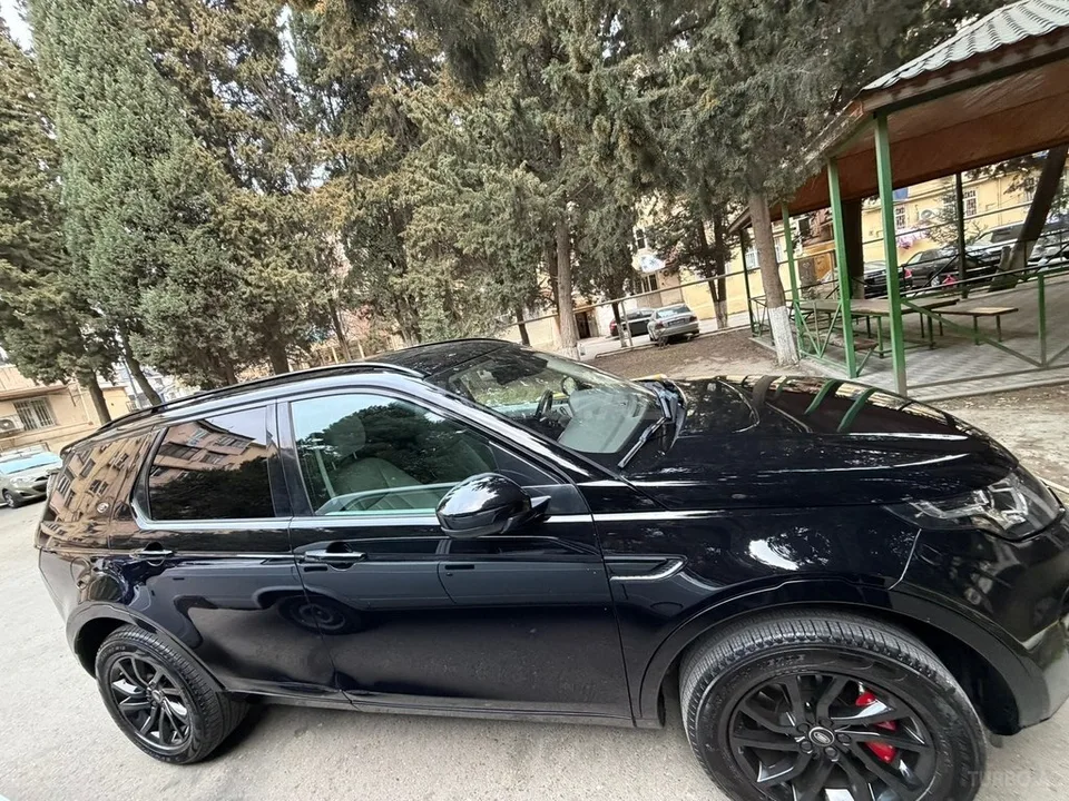 Land Rover Discovery Sport — foto 3/4