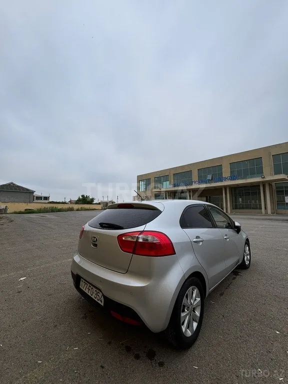 Kia Pride — foto 3/4