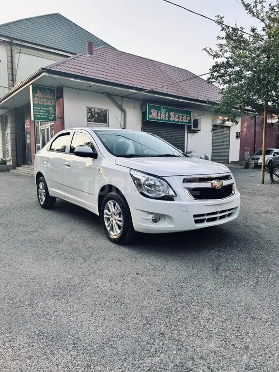 Chevrolet Cobalt — foto 2/4