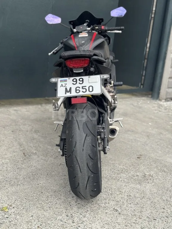 Honda CBR650R — foto 2/4
