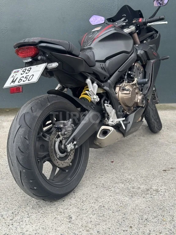 Honda CBR650R — foto 3/4