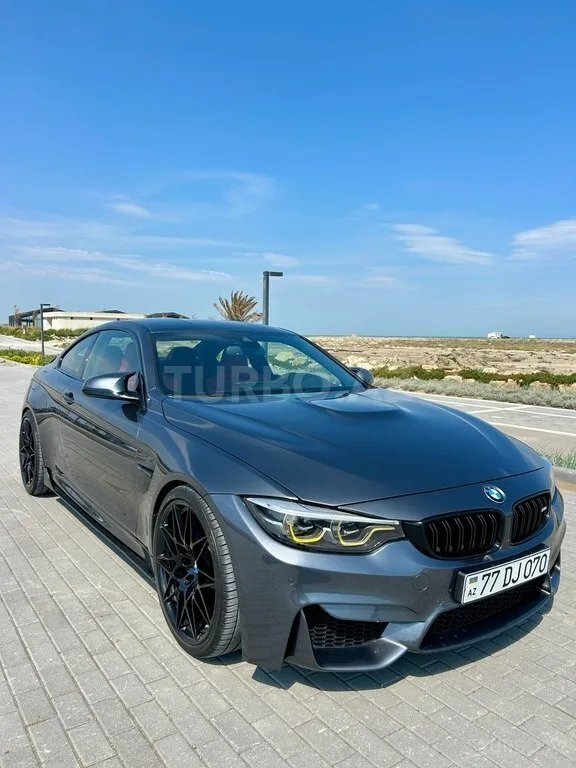 BMW M4 — foto 2/4