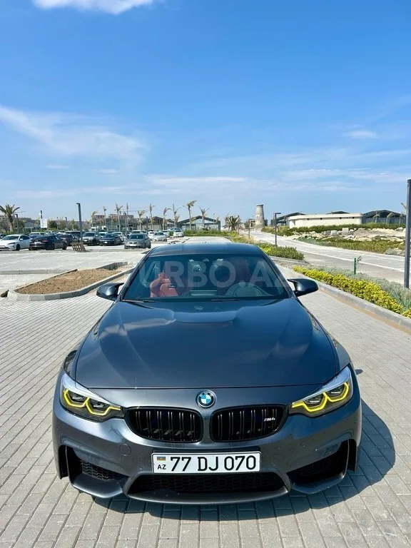 BMW M4 — foto 3/4