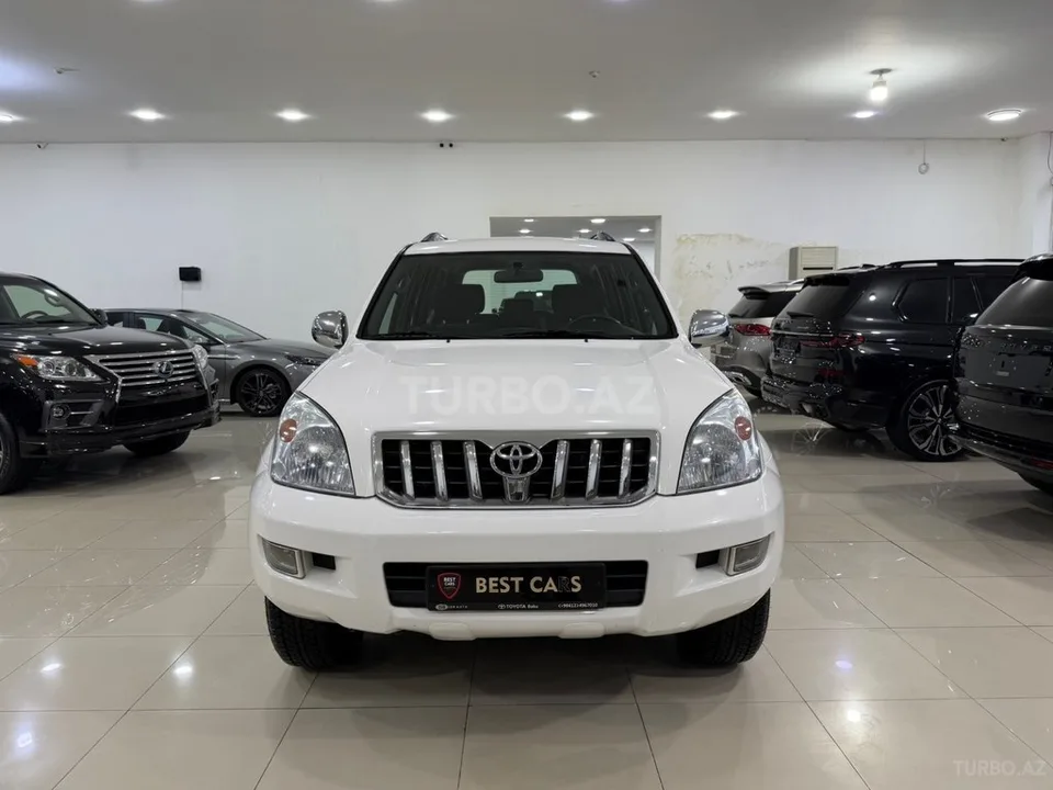 Toyota Land Cruiser Prado — foto 1/4