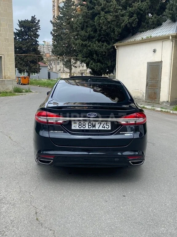 Ford Fusion (North America) — foto 2/4