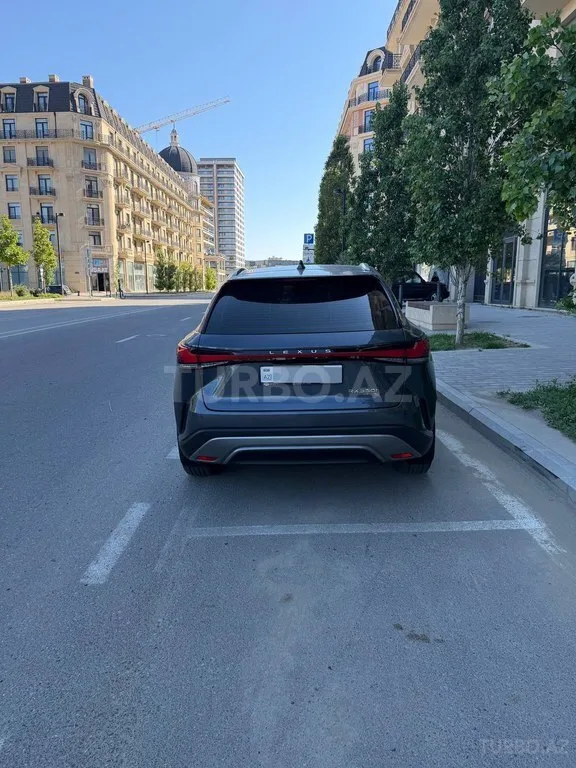 Lexus RX 350h — foto 3/4