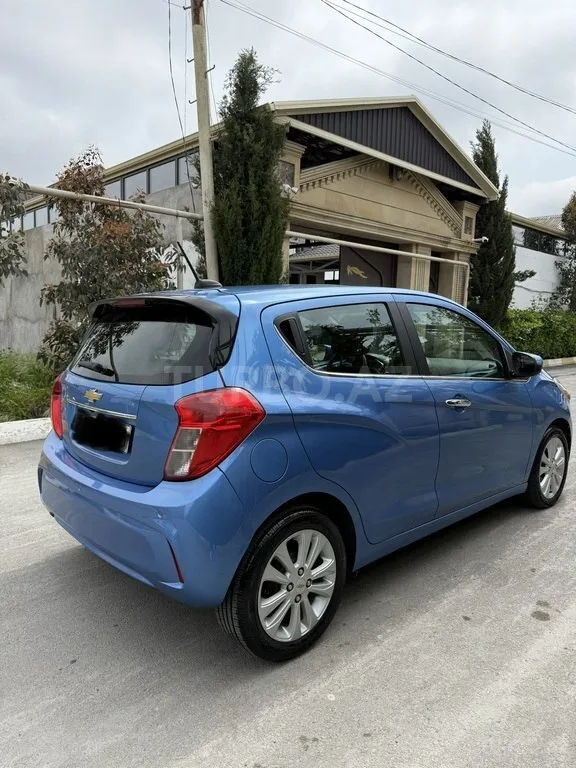 Chevrolet Spark — фото 3/4