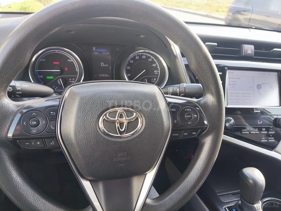 Toyota Camry — foto 3/4