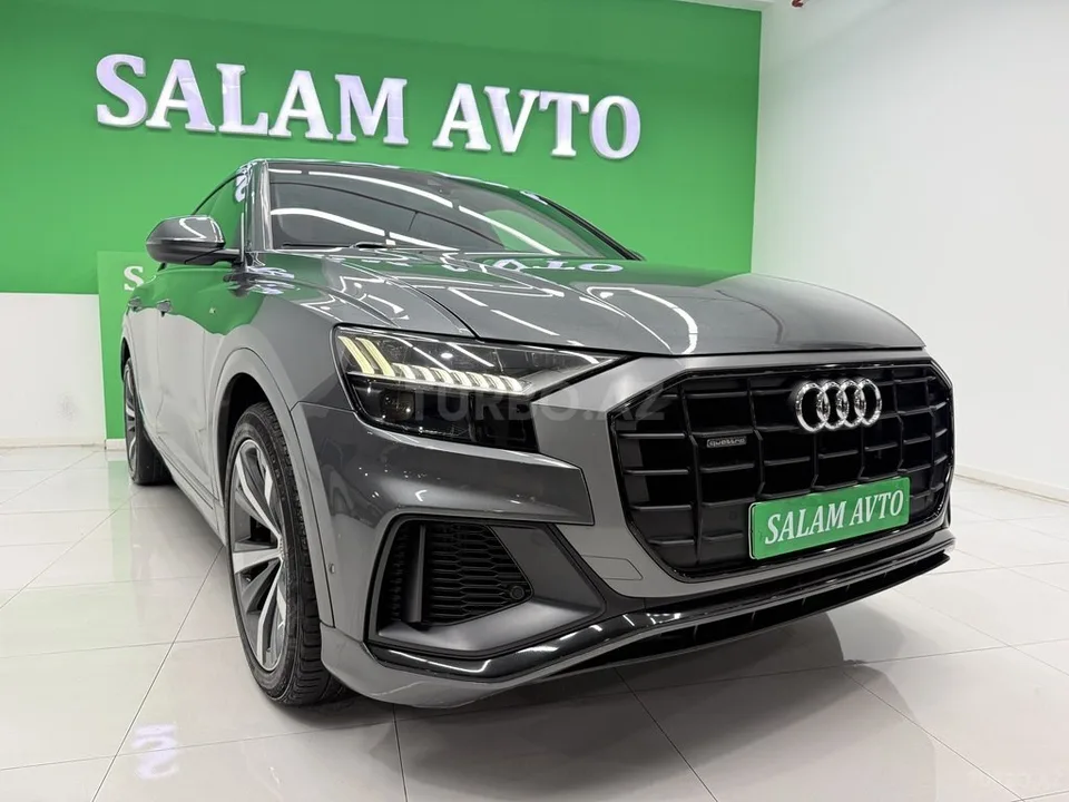 Audi Q8 — foto 1/4