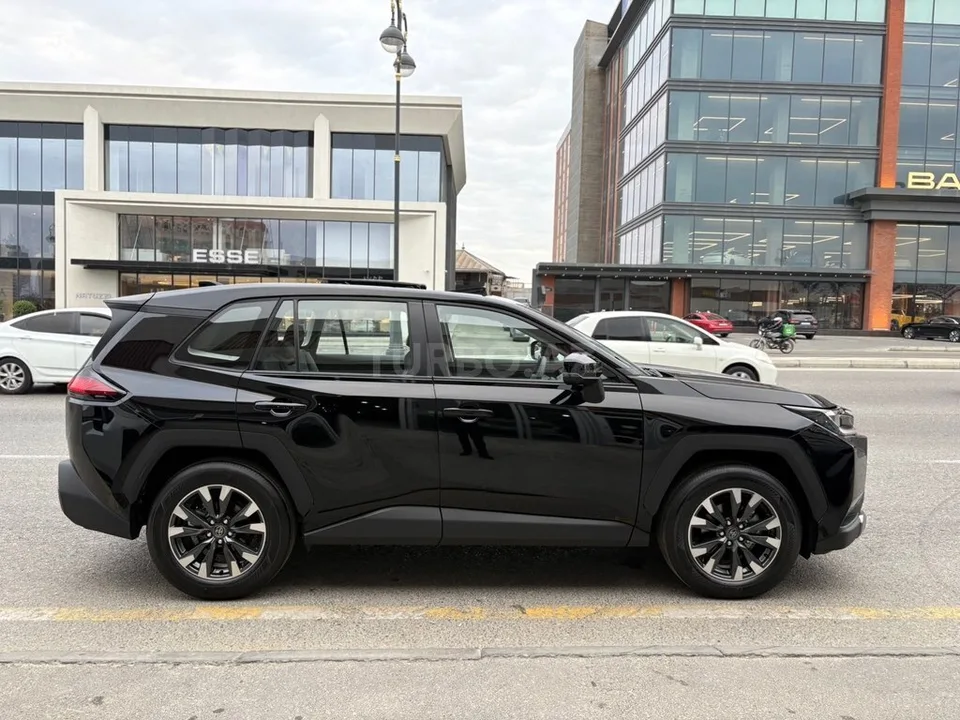 Toyota RAV4 — foto 4/4
