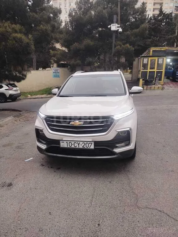 Chevrolet Captiva — фото 1/4