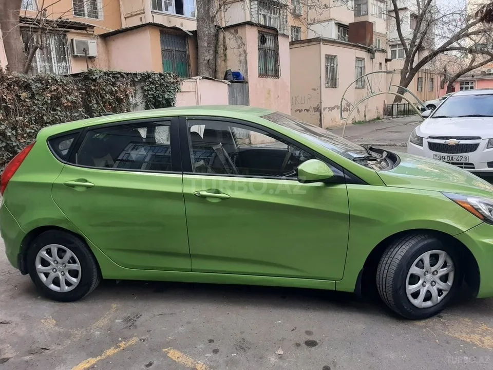 Hyundai Accent — foto 4/4