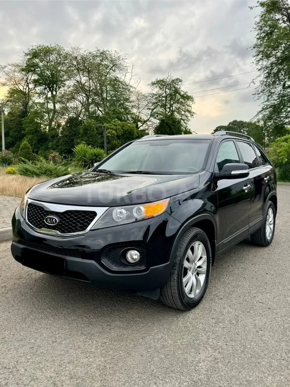 Kia Sorento — фото 4/4