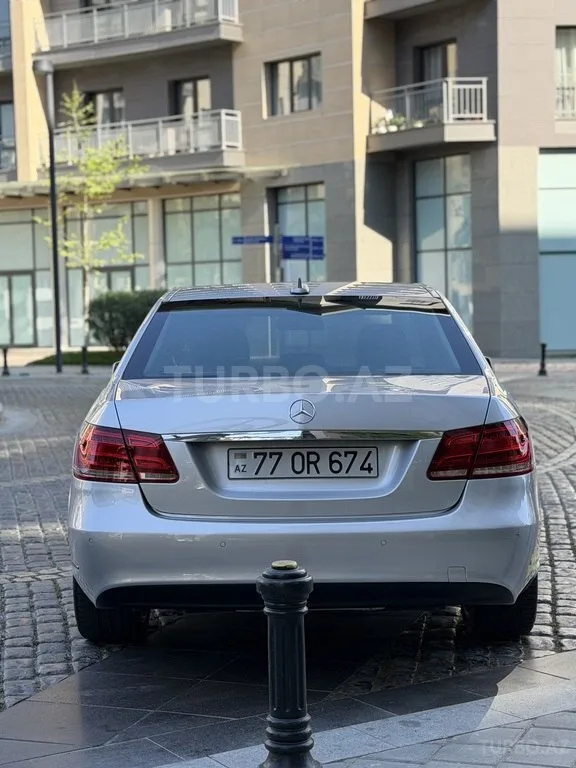 Mercedes E 200 — foto 4/4