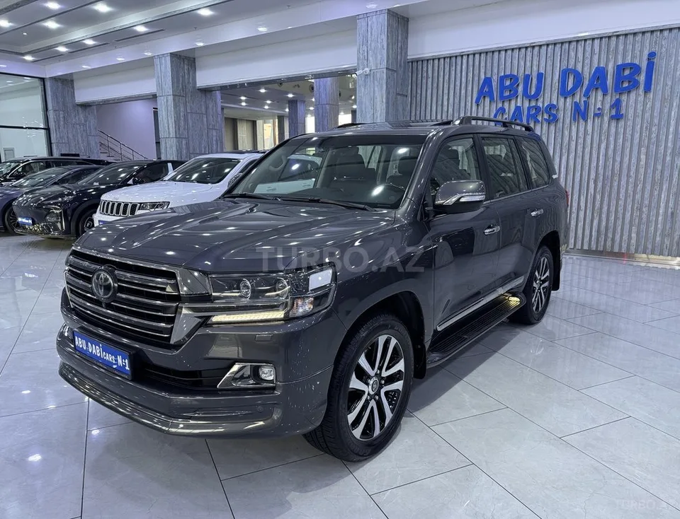 Toyota Land Cruiser — foto 1/4