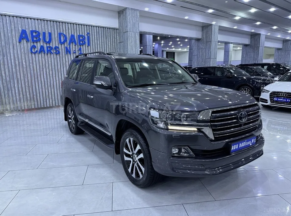 Toyota Land Cruiser — foto 3/4