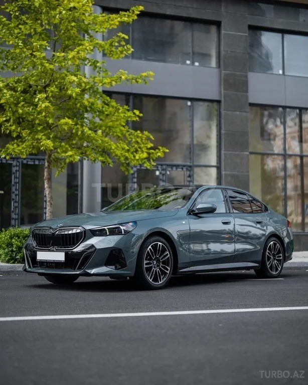 BMW 520 — foto 1/4