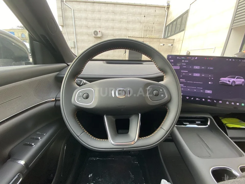Changan Qiyuan Q07 — foto 2/4