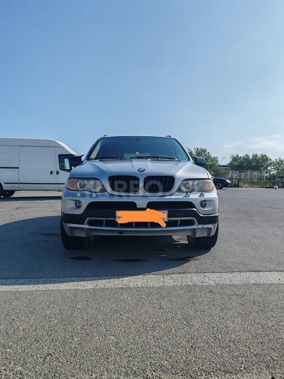 BMW X5 — foto 1/4