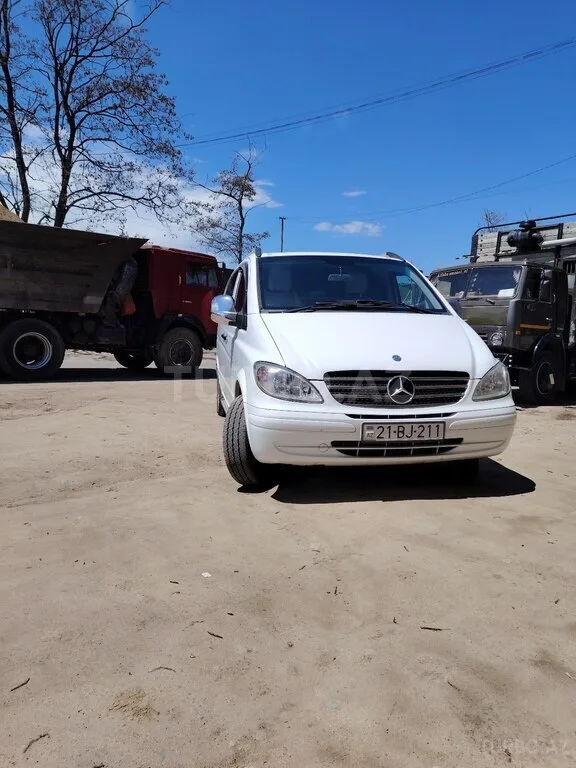Mercedes Vito 111 CDI — foto 1/4