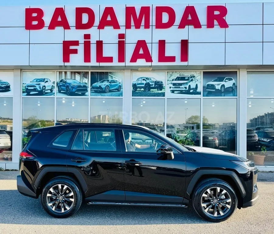Toyota RAV4 — foto 4/4