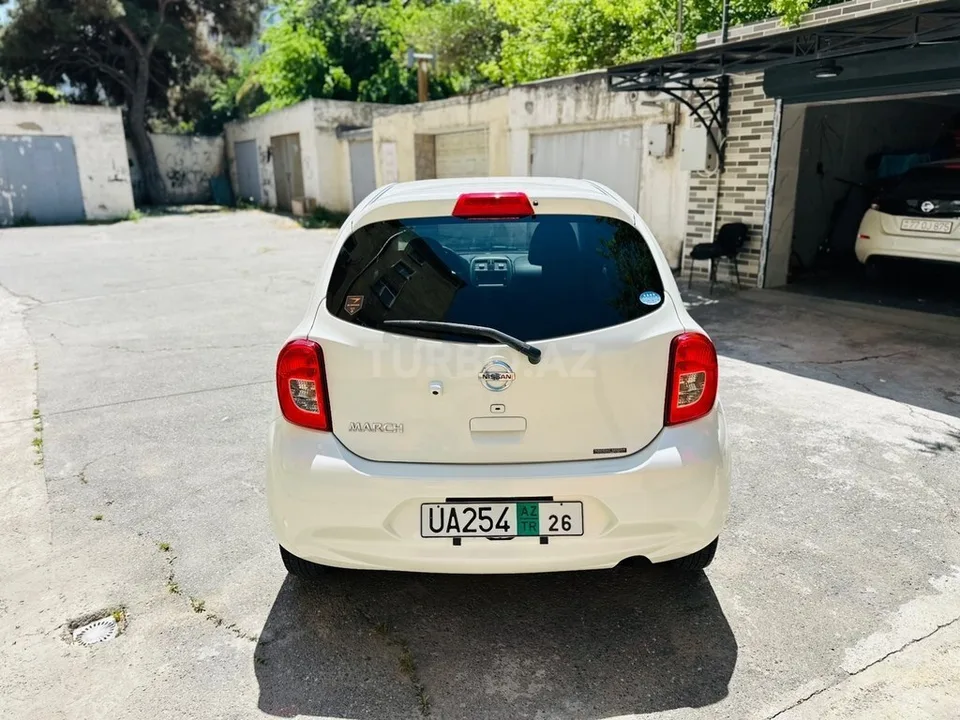 Nissan March — foto 3/4