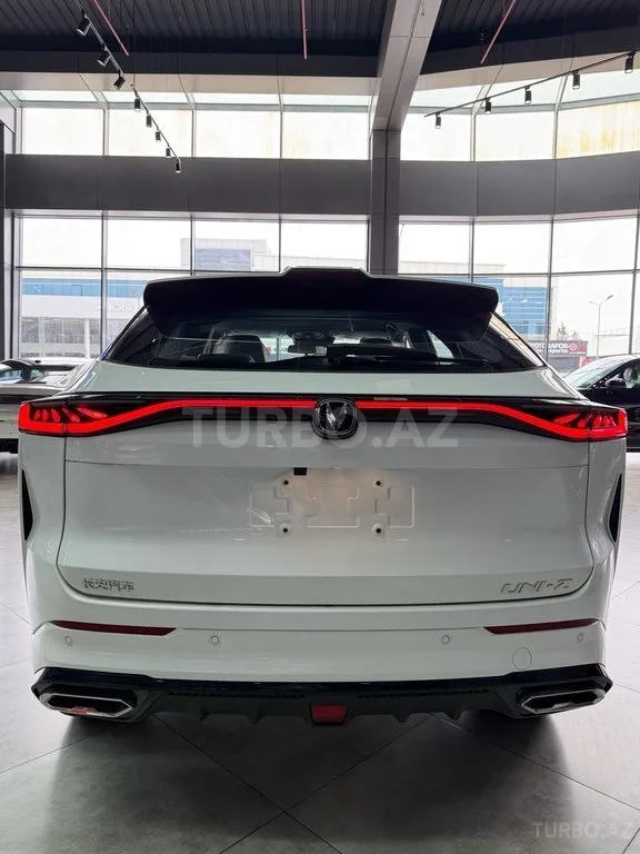 Changan Uni-Z — foto 4/4