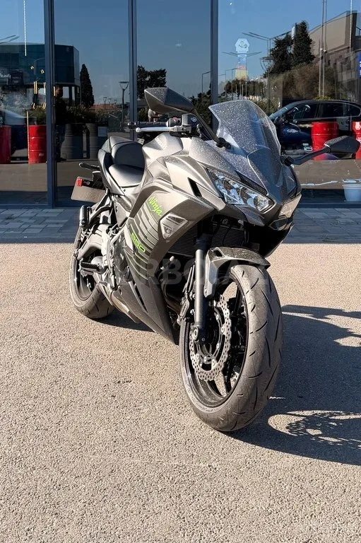 Kawasaki Ninja 650 — foto 2/4