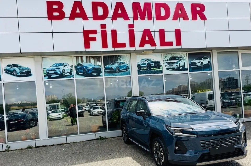 Toyota RAV4 — foto 3/4