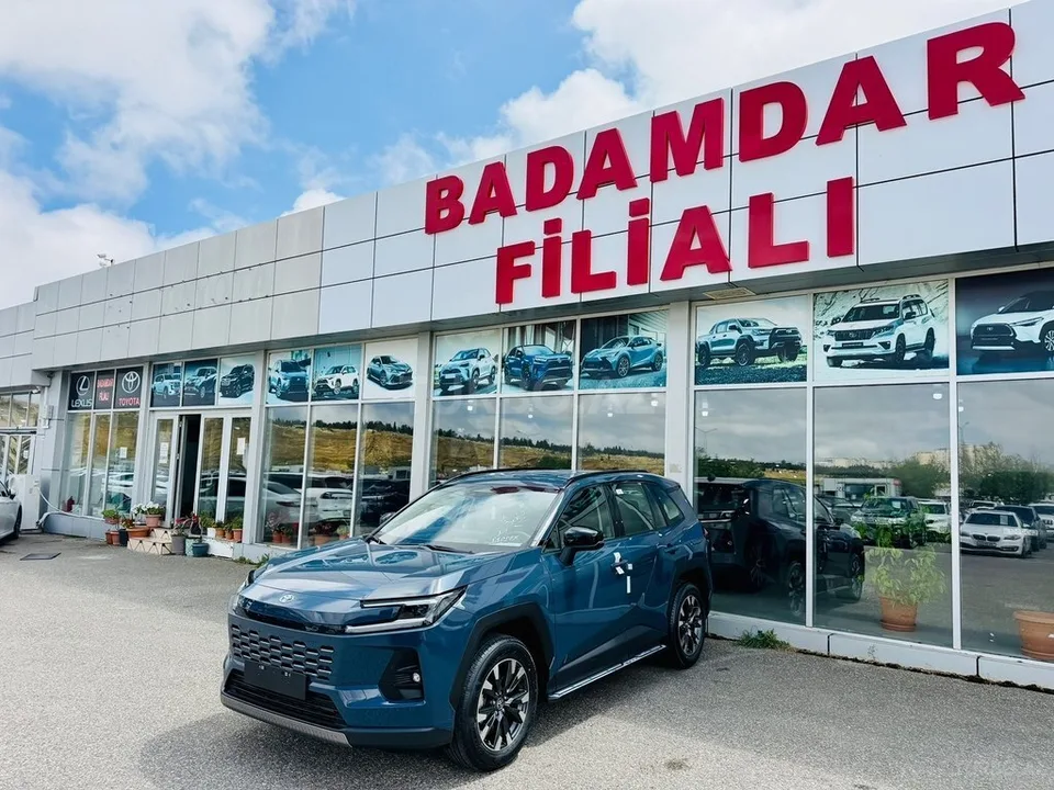 Toyota RAV4 — foto 4/4