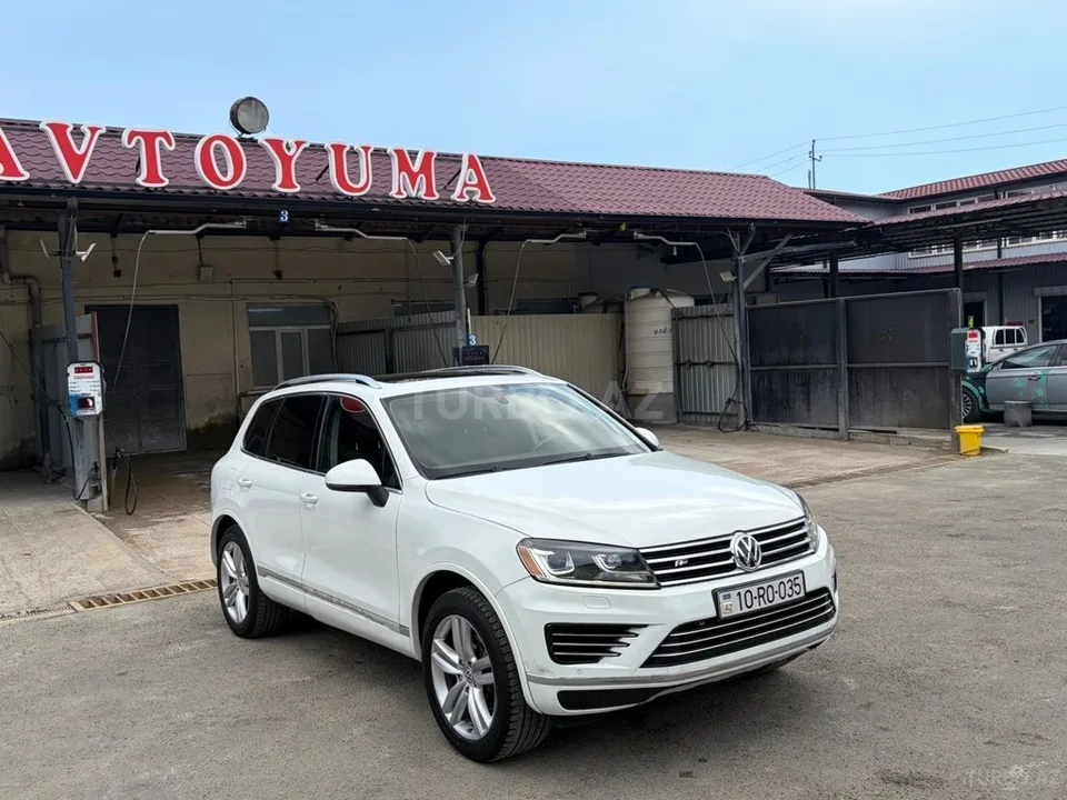 Volkswagen Touareg — foto 3/4