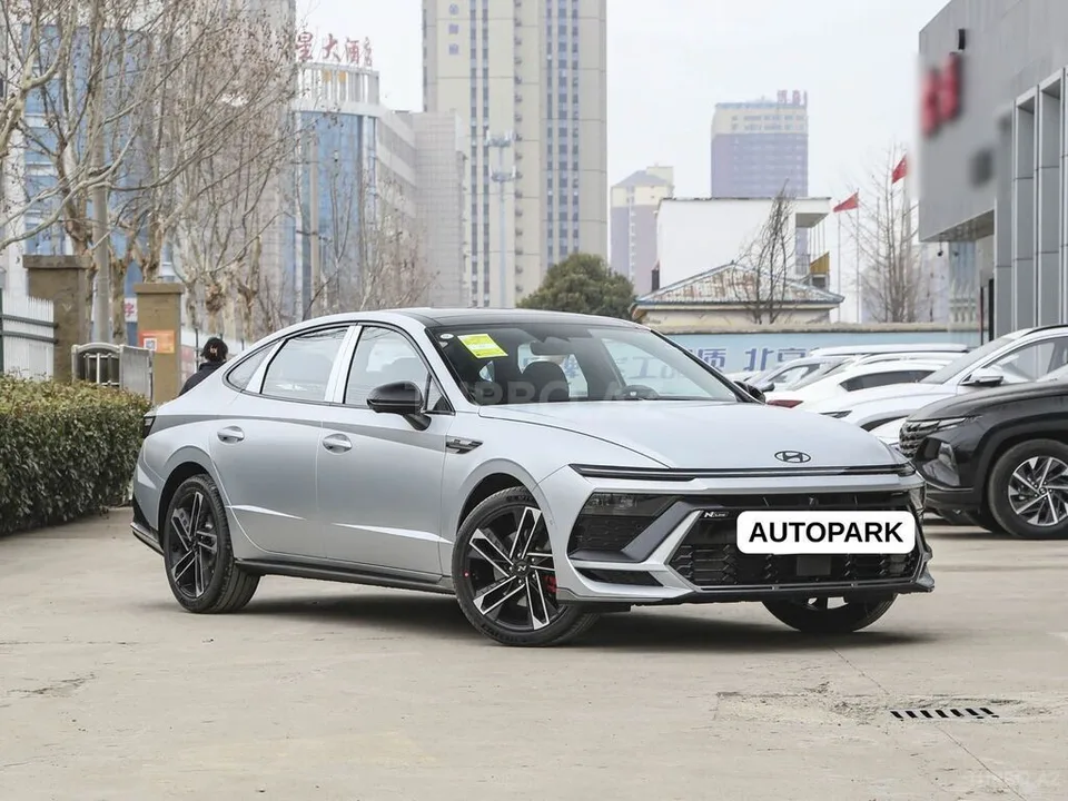 Hyundai Sonata — foto 3/4