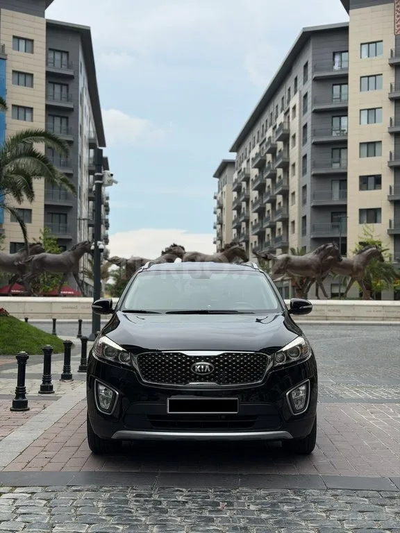 Kia Sorento — фото 2/4
