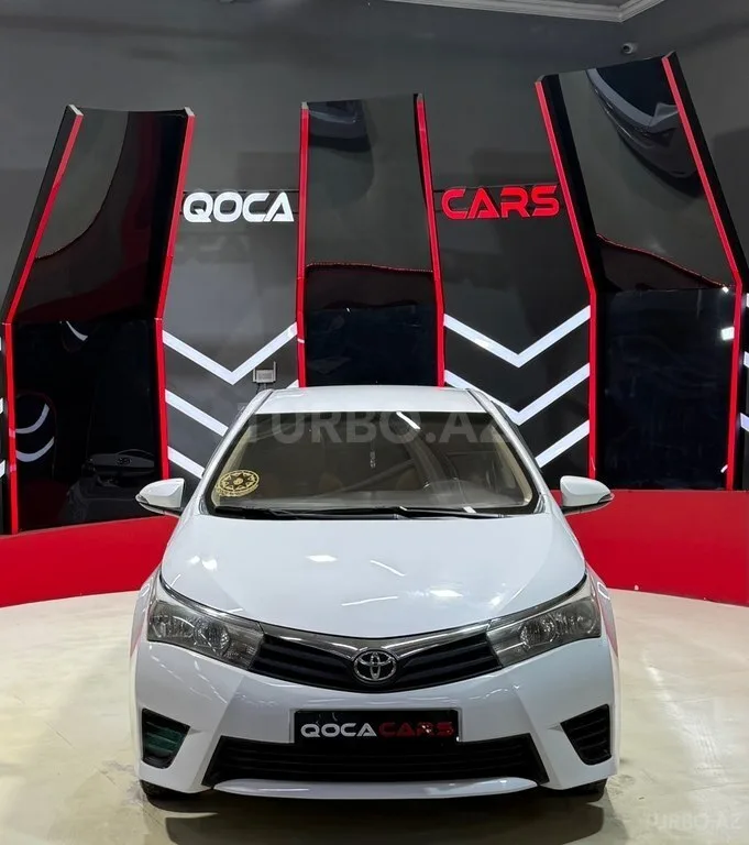 Toyota Corolla — foto 3/4