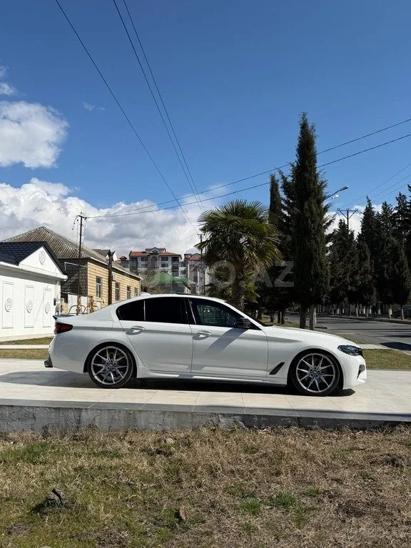BMW 530 — foto 3/4
