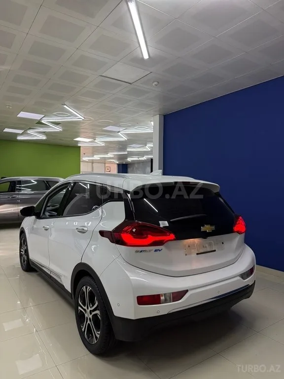 Chevrolet Bolt — foto 4/4