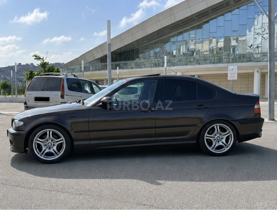 BMW 320 — foto 4/4