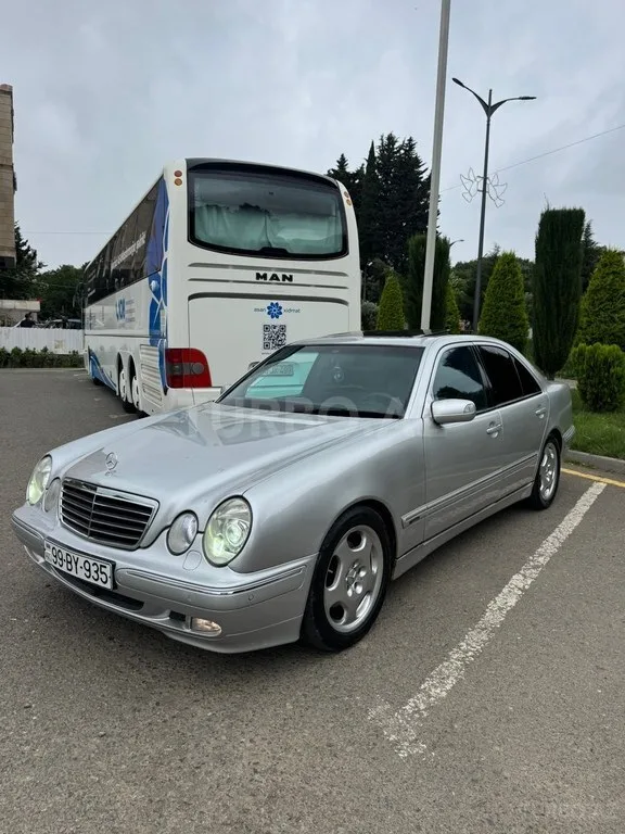 Mercedes E 280 — foto 4/4