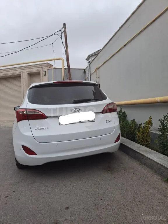 Hyundai i30 — foto 2/4
