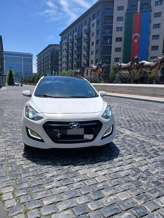 Hyundai i30 — foto 4/4