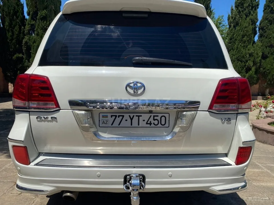 Toyota Land Cruiser — foto 2/4