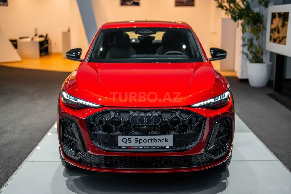 Audi Q5 Sportback — foto 3/4